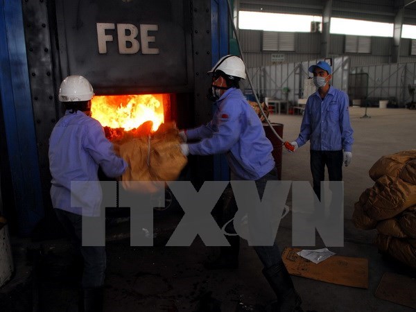Đưa vào vận hành lò đốt rác thải công nghiệp công suất lớn