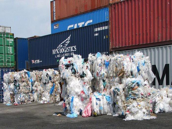 Nhập khẩu giấy và nhựa phế liệu phải ký quỹ bảo vệ môi trường